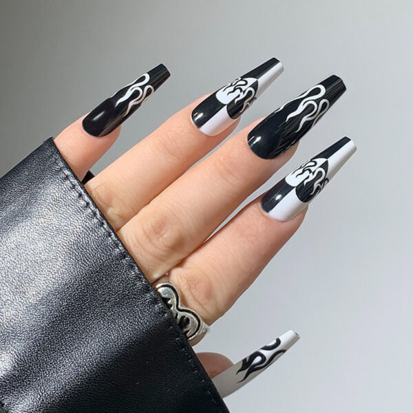 Dark Gothic Press On Nails Dark Gothic Press On Nails – best kawaii gift for birthday